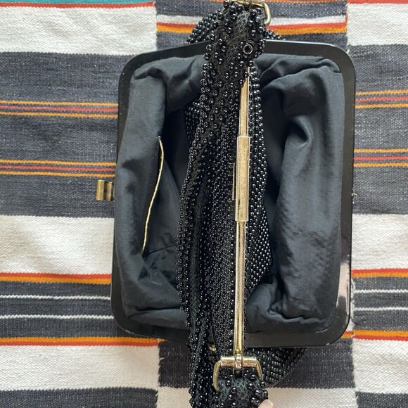 Vintage 40’s/50’s Corde Bead Handbag. Black Beaded With Gold Hardware. Rare. - Picture 13 of 16